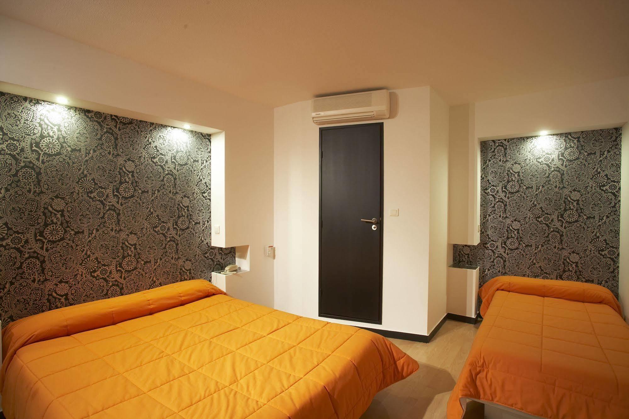 Hotel Evan Lempdes sur Allagnon Luaran gambar